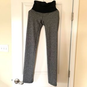 Lululemon long straight leg pants with control top